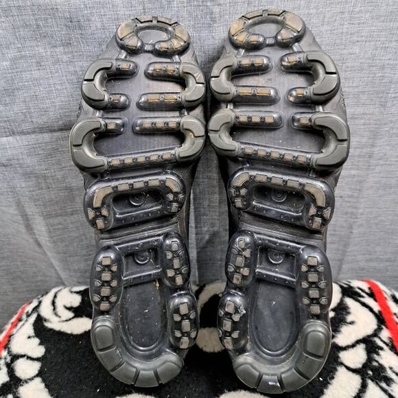 %Size 13 Nike Air VaporMax SE AQ0581-001 Laceless Triple Black Men A 27 main image 4